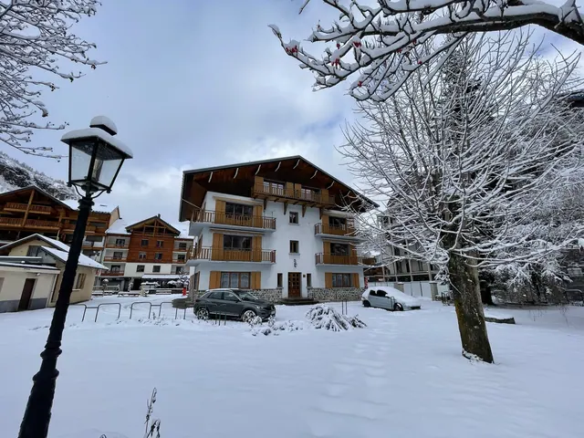 Chalet Neige et Fleurs